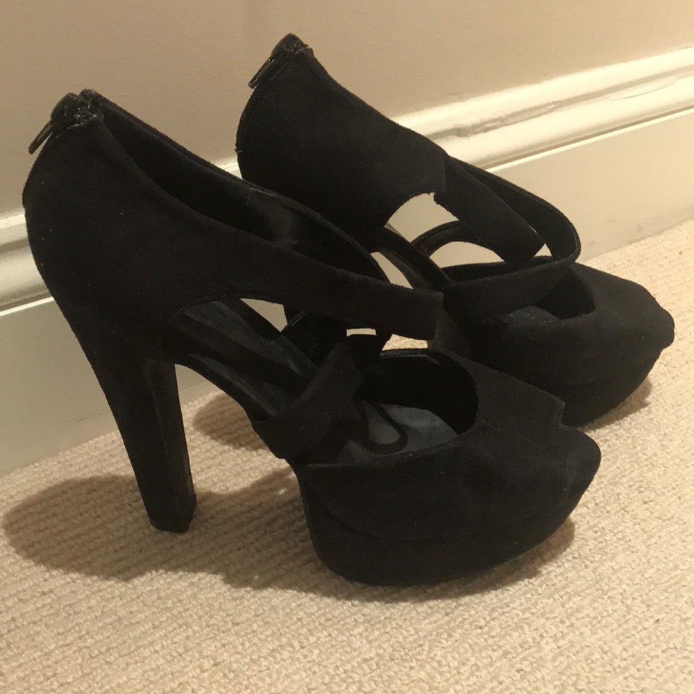 Black Platform Peep Toe Heels